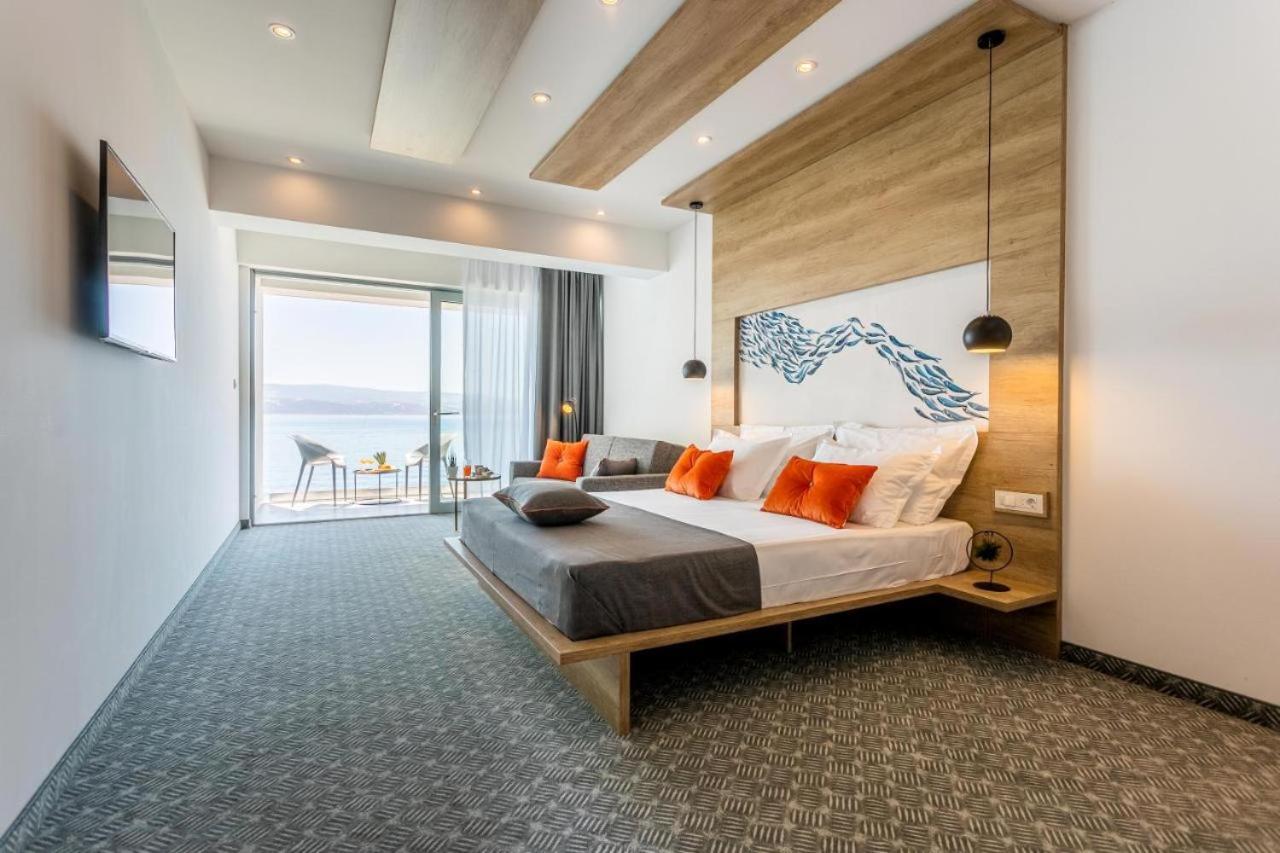 Hotel Saint Hildegard Omiš Esterno foto