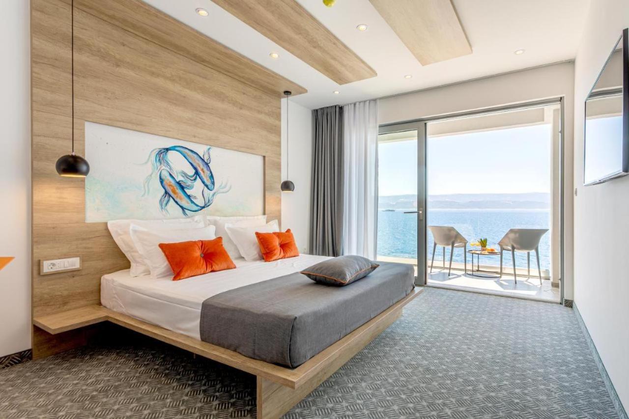 Hotel Saint Hildegard Omiš Esterno foto