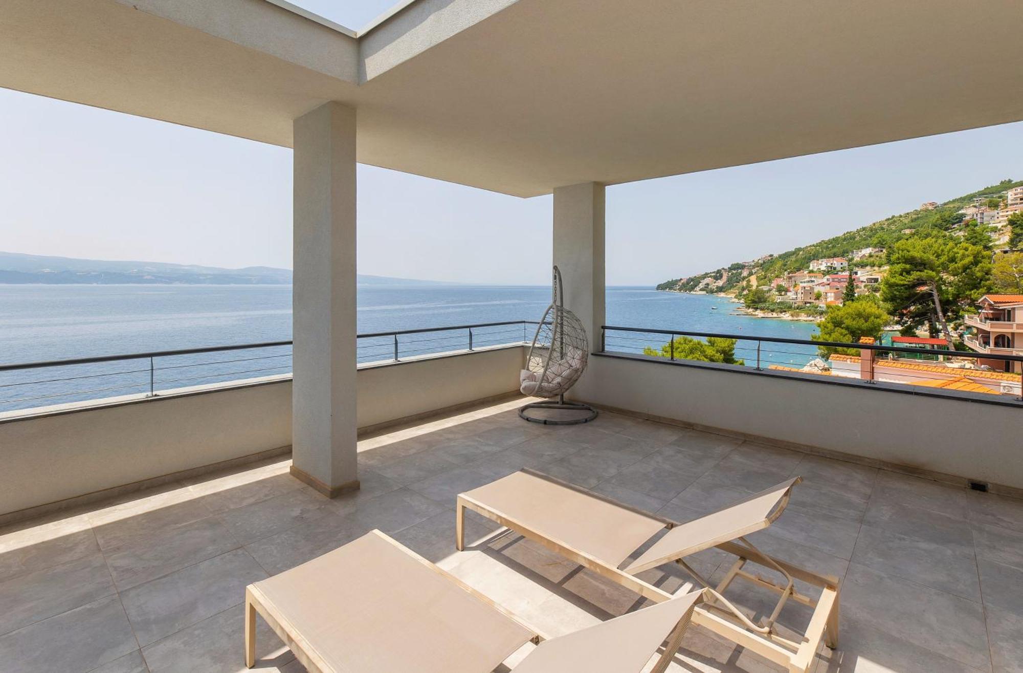 Hotel Saint Hildegard Omiš Esterno foto